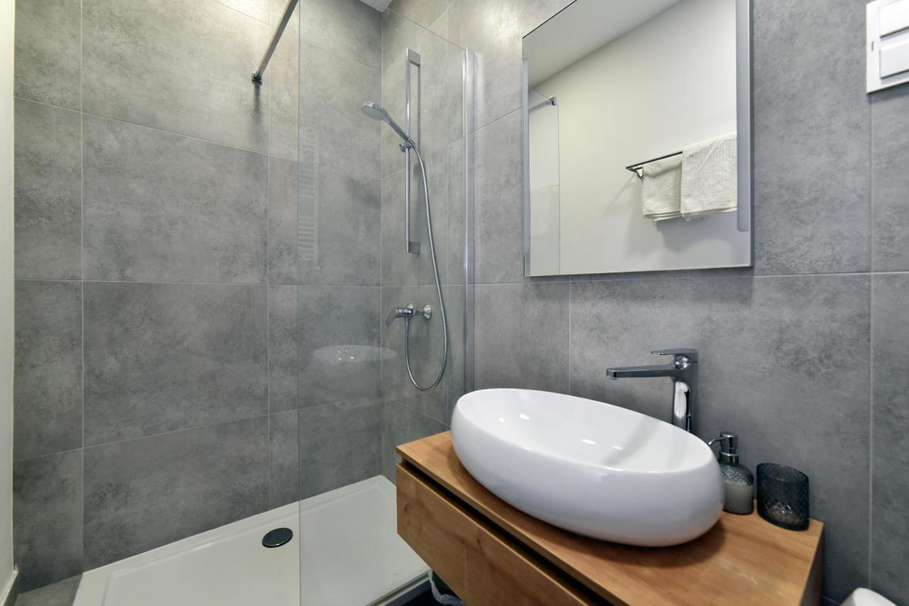 Zrinski Premium Suites & Rooms Загреб Экстерьер фото